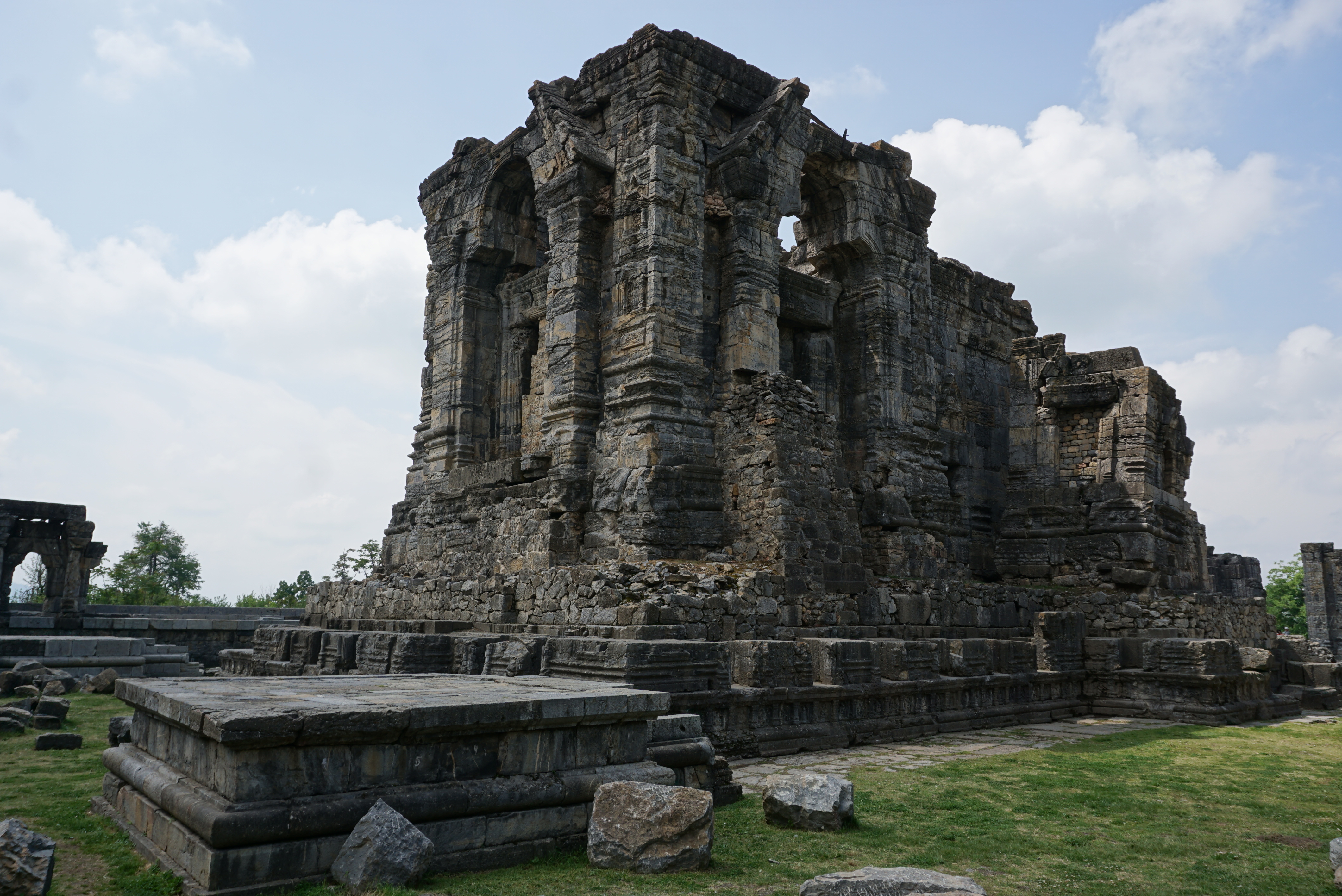 Martand Sun Temple Kashmir Master Guide 2026 — 8th Century Lalitaditya Ruins